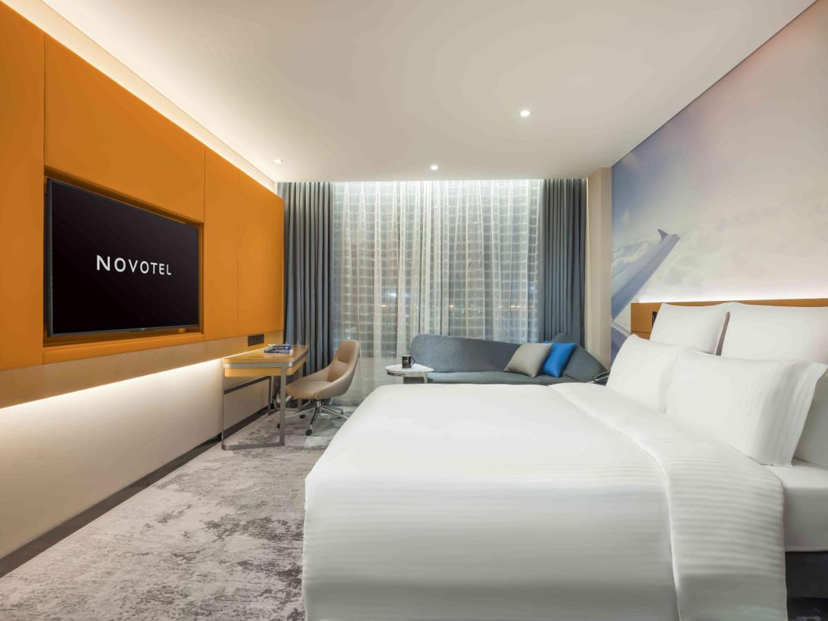 Novotel Guangzhou Baiyun Airport - Canton Fair Free Shuttle Bus & Official Registration Agency Zewnętrze zdjęcie