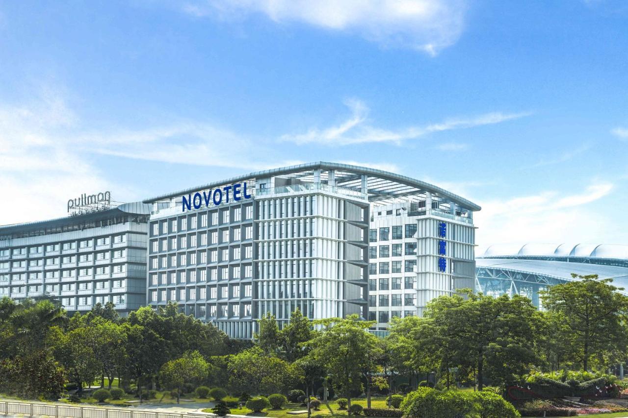 Novotel Guangzhou Baiyun Airport - Canton Fair Free Shuttle Bus & Official Registration Agency Zewnętrze zdjęcie
