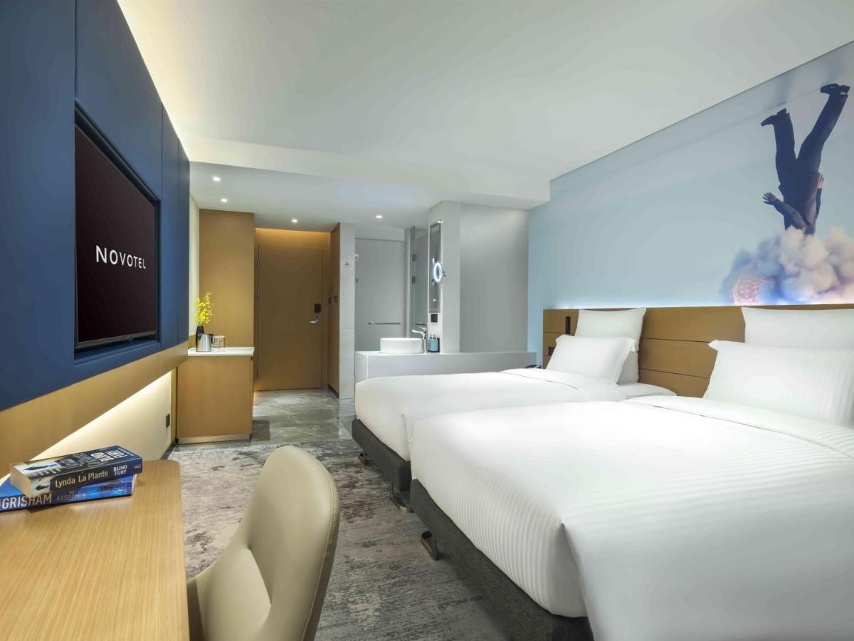 Novotel Guangzhou Baiyun Airport - Canton Fair Free Shuttle Bus & Official Registration Agency Zewnętrze zdjęcie
